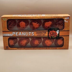 2003 Memory Lane Peanuts Charlie Brown Pumpkin Halloween Character Light Set NOS